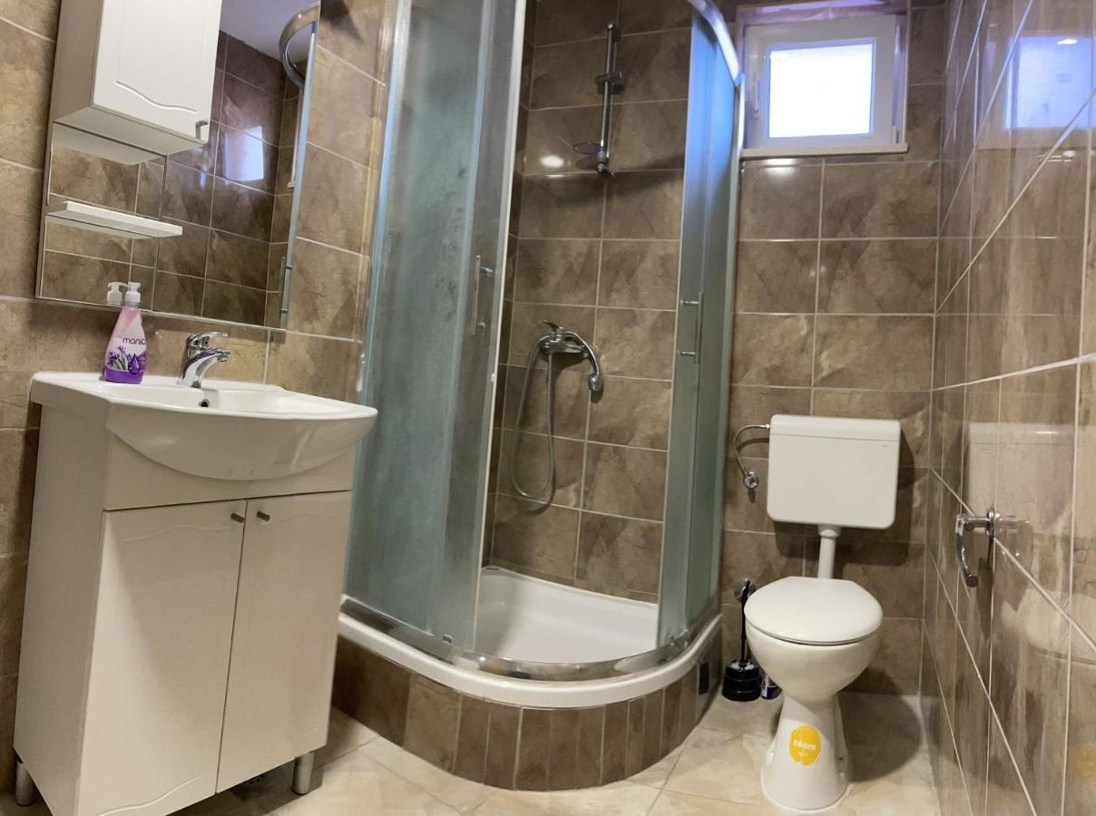 Apartmani Zuti Neum Exterior photo