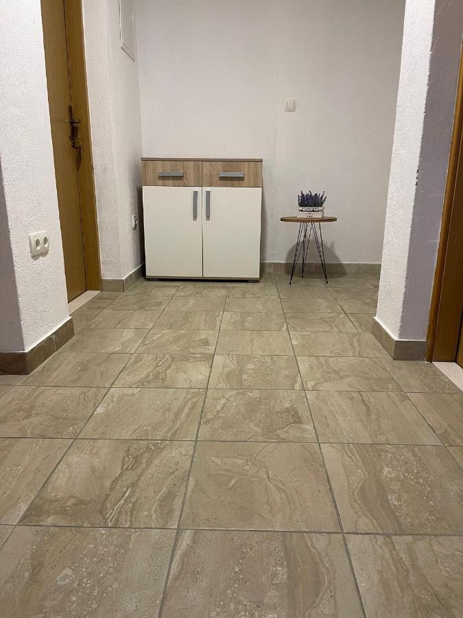Apartmani Zuti Neum Exterior photo