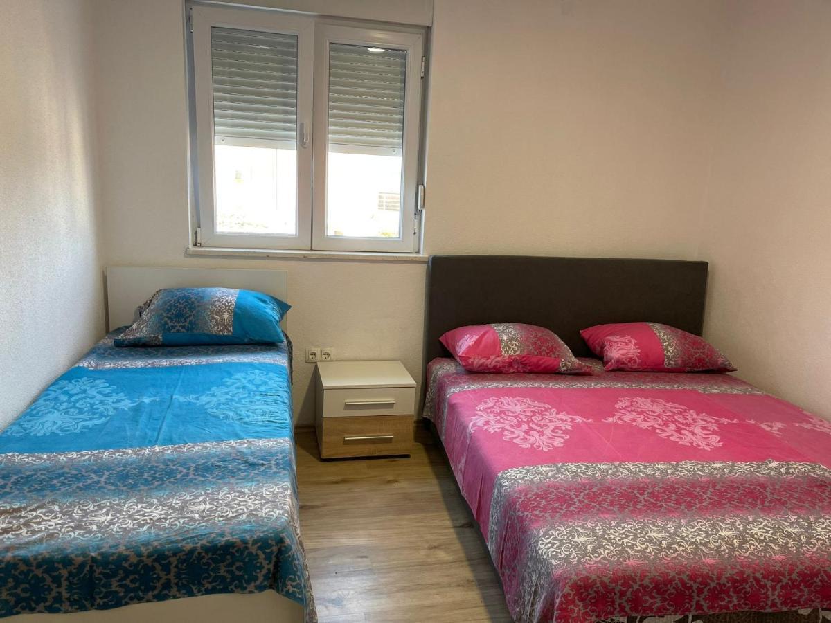 Apartmani Zuti Neum Exterior photo